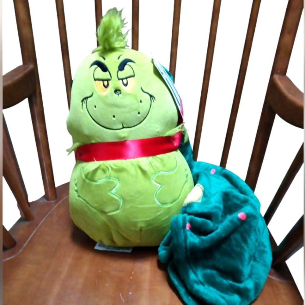 Grinch Plush With plush Throw Blanket